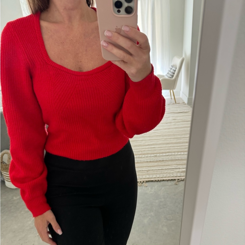 Crop top sweater